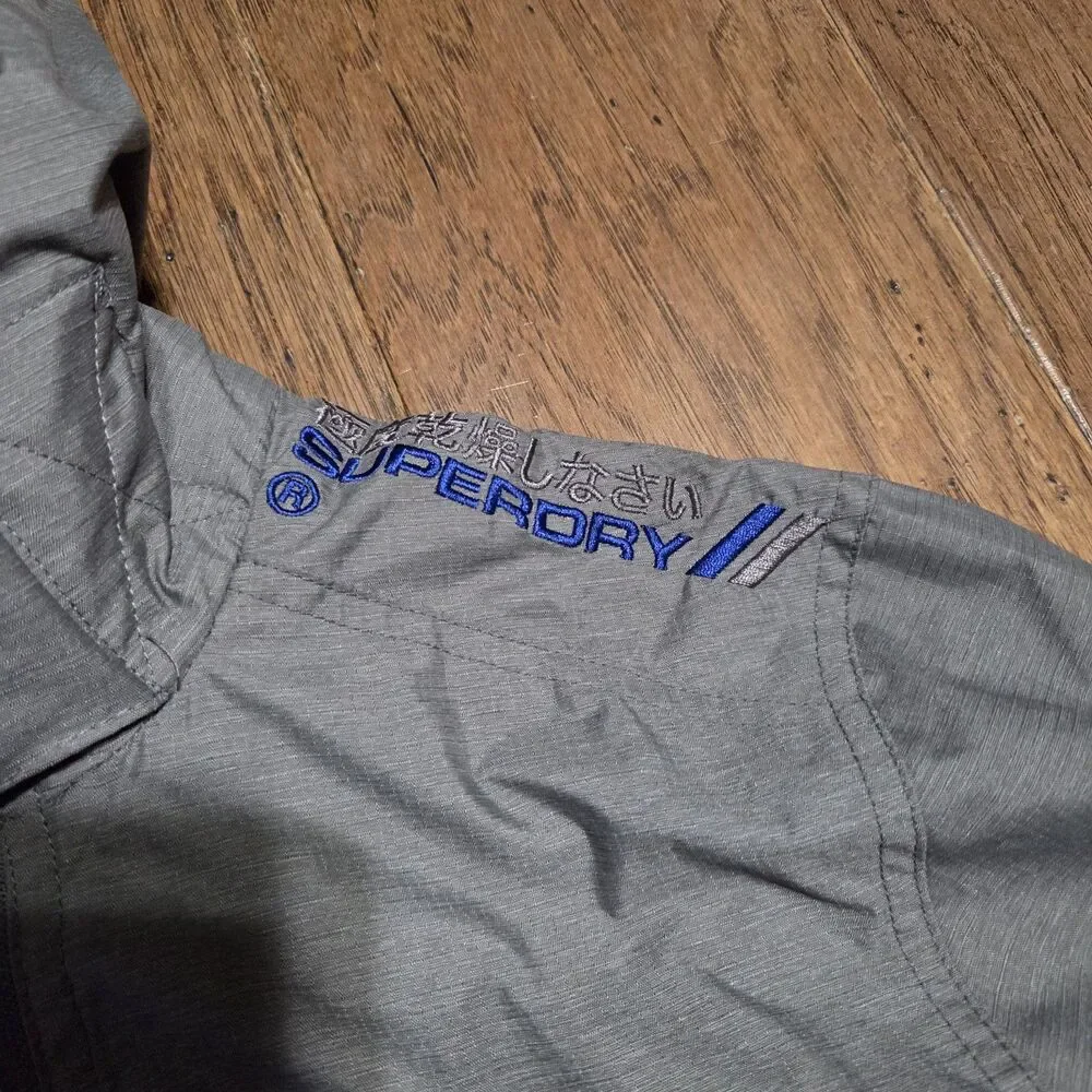 New Superdry Jacket M Windcheater Shell Weatherproof Triple Zip High Neck Hoodie